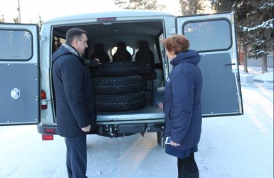 Колыванский КЦСОН получил автомобиль для «Милосердия»