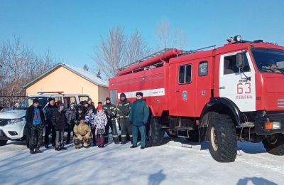 Сотрудники Госавтоинспекции и сотрудники МЧС провели уроки мужества