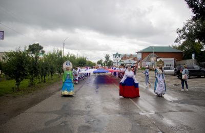 «Ярмарочный разгуляй» собрал друзей