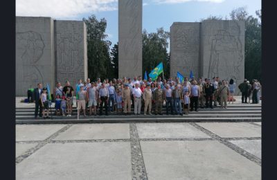 Общественные награды вручили новосибирским десантникам в День ВДВ