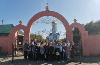 Школьники Октябрьского района совершили экскурсионно-паломническую поездку в Колывань