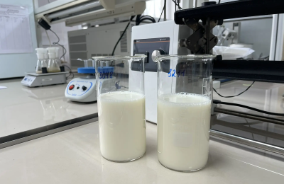 Специалисты ЦОК АПК рассказали о натуральном и растительном молоке