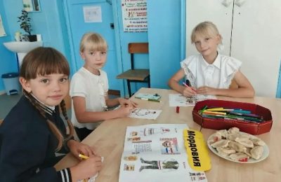 Школы района встретили Международный день языков и народов России 
